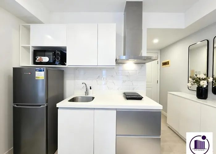 Citispace 1br Condotel At Azure Urban Near Airport #az10a * Manila