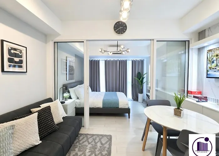 Citispace 1br Condotel At Azure Urban Near Airport #az10a *