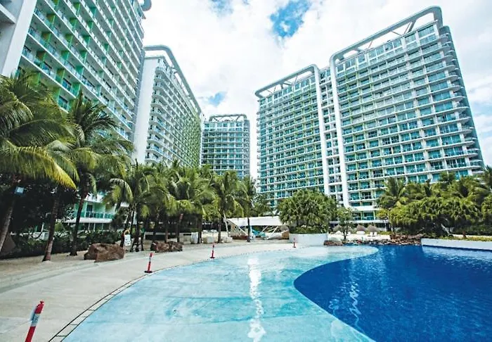 Citispace 1br Condotel At Azure Urban Near Airport #az10a *